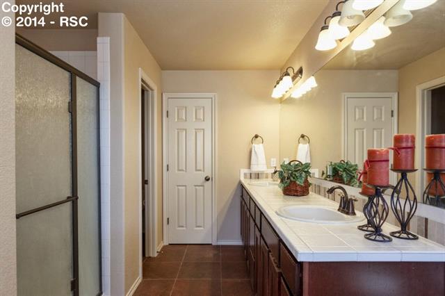 4894 Preachers Hollow Trail