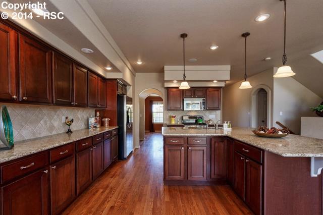 4894 Preachers Hollow Trail