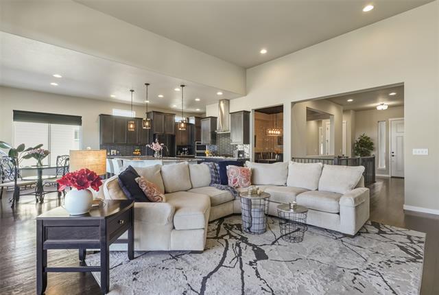 16428 Mountain Glory Drive