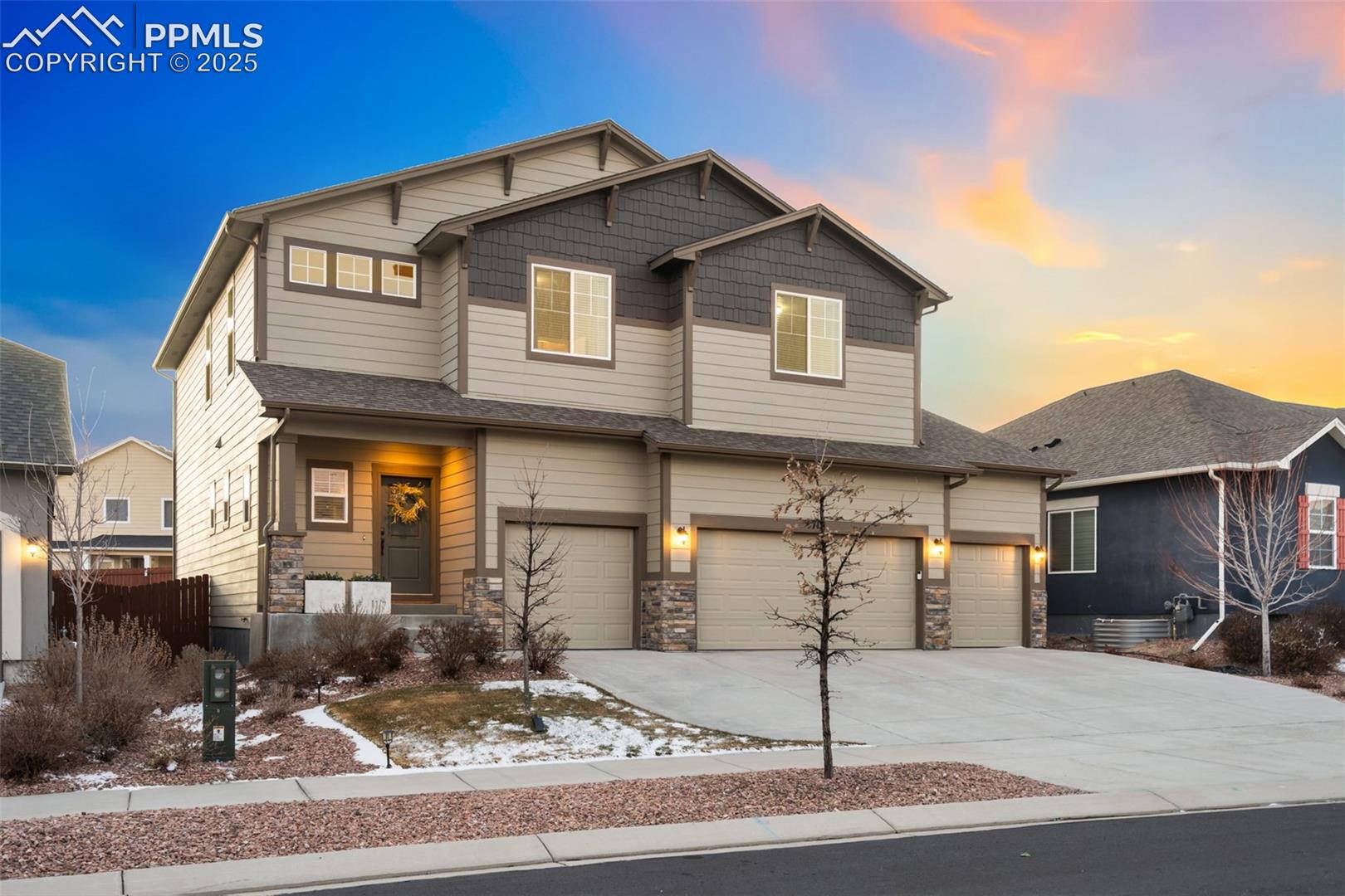 9712 Arbor Walk Lane
