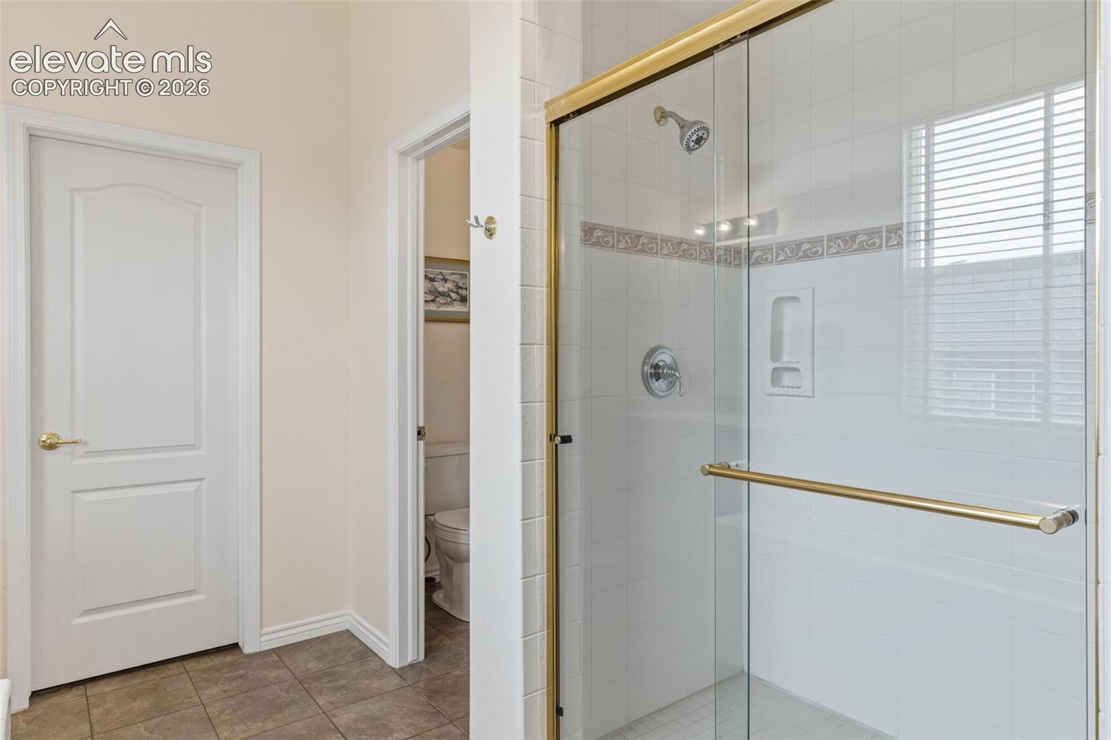 3425 Hollycrest Drive