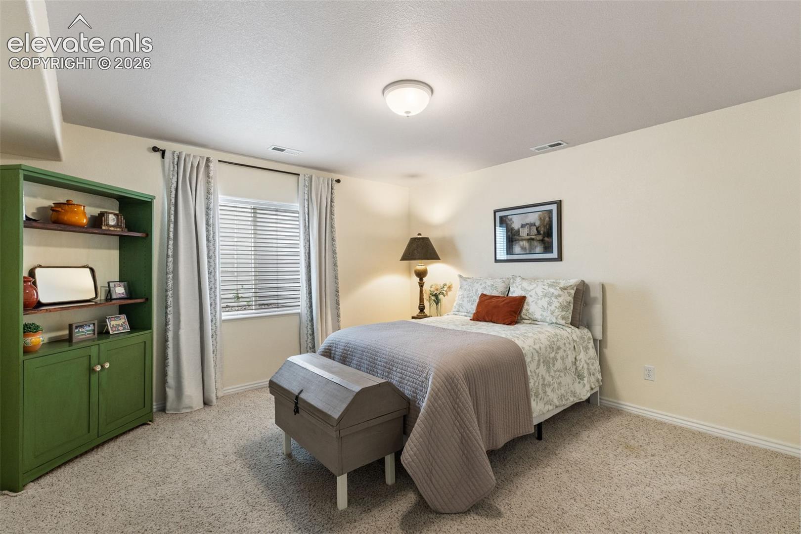 3425 Hollycrest Drive