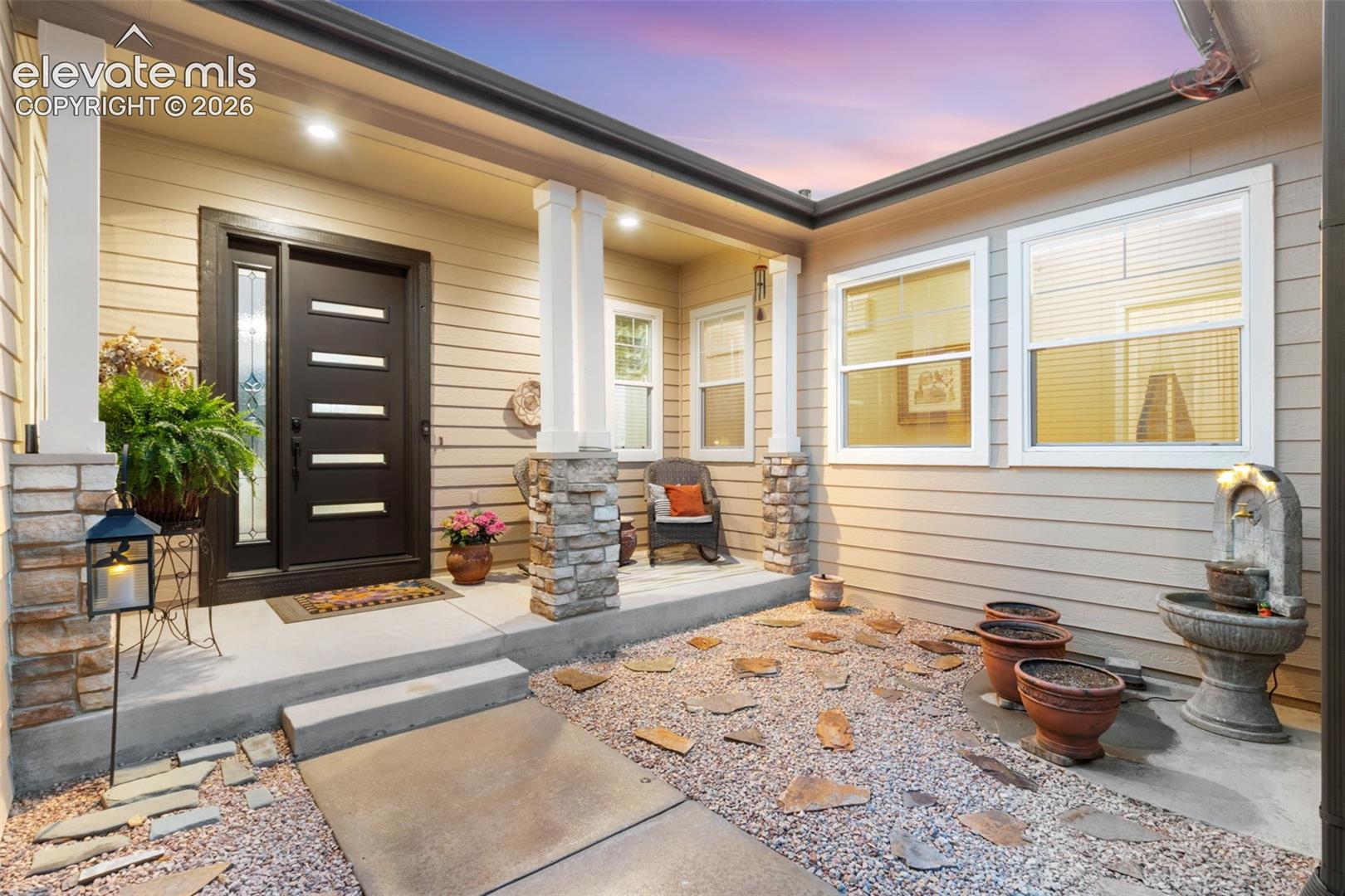 3425 Hollycrest Drive