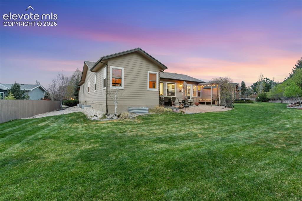 3425 Hollycrest Drive