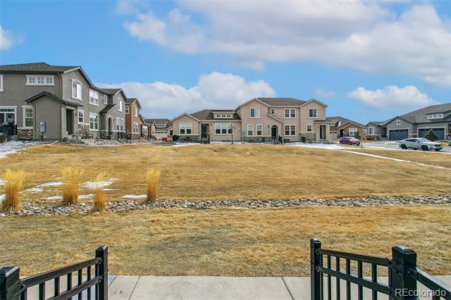1325 Promontory Crest View