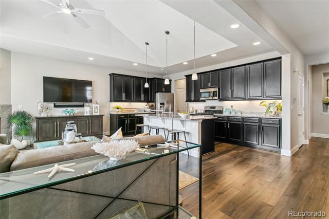 1325 Promontory Crest View