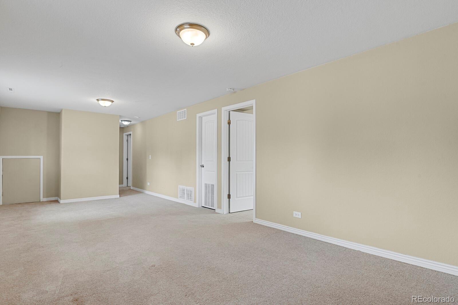 4575 London Lane