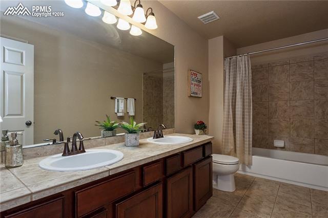 4894 Preachers Hollow Trail