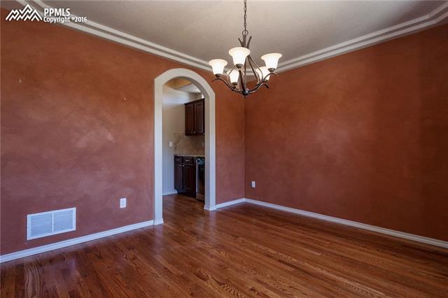 4894 Preachers Hollow Trail