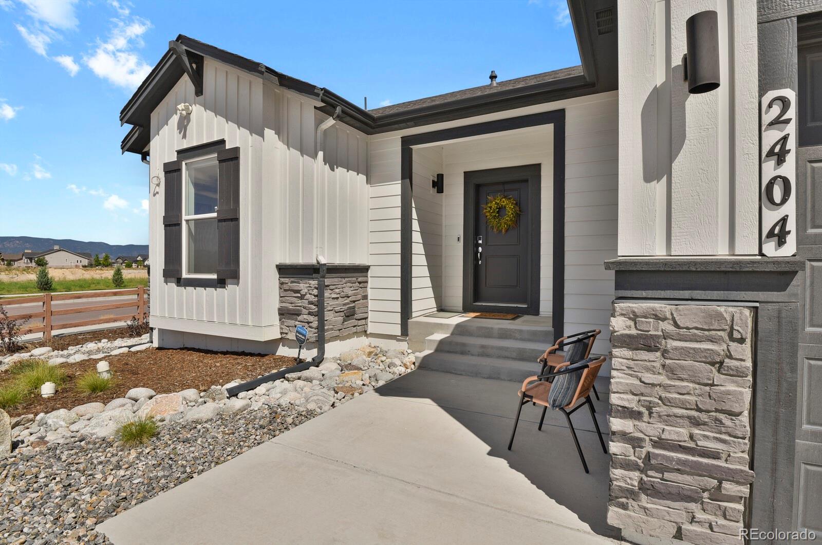 2404 Antica Court
