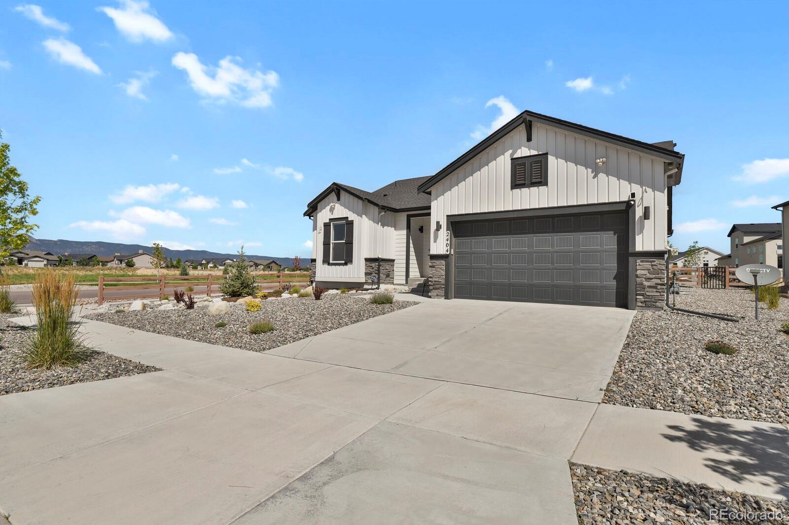 2404 Antica Court