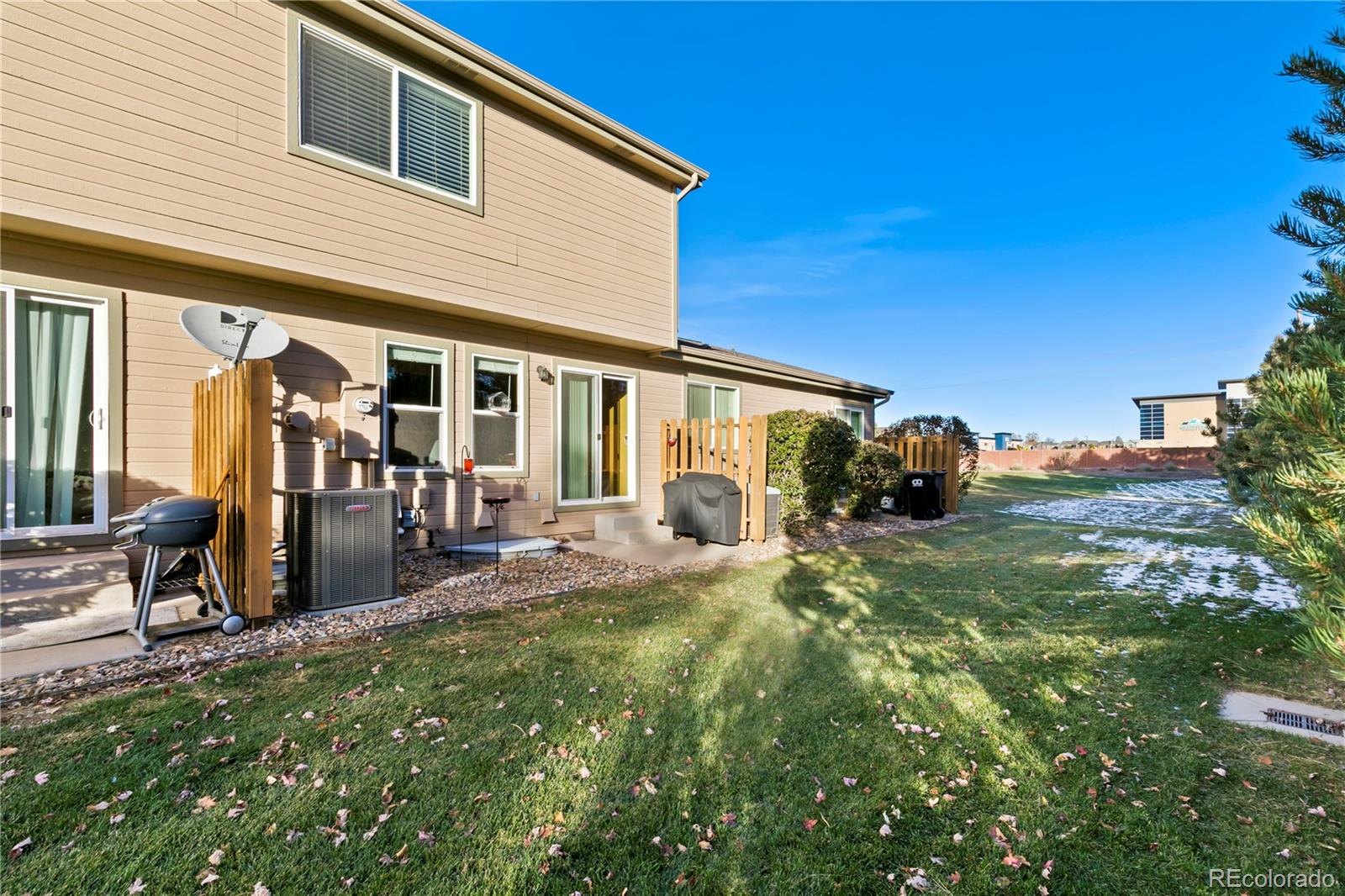 5639 Sunshade Point