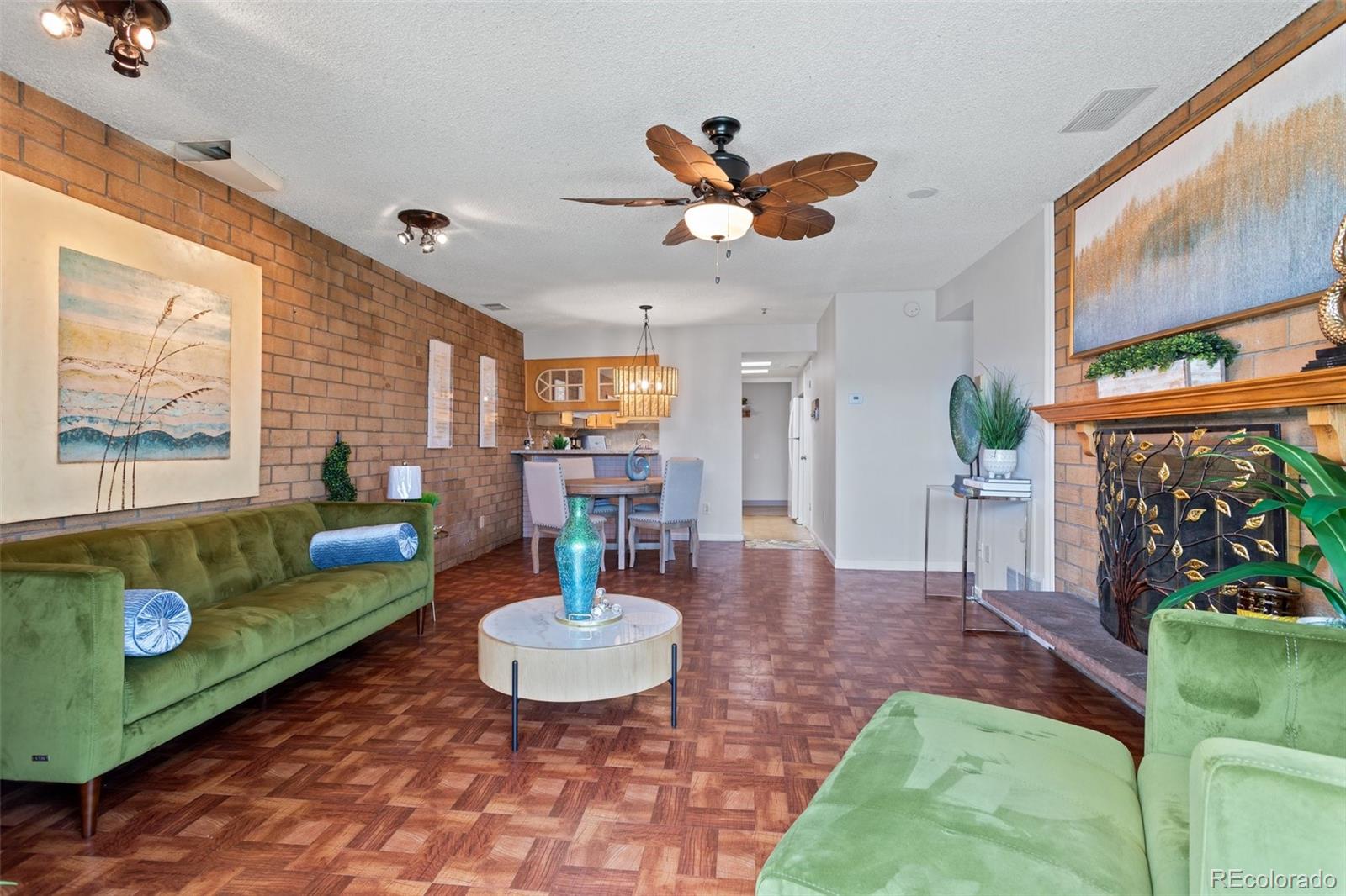 638 Lakewood Circle