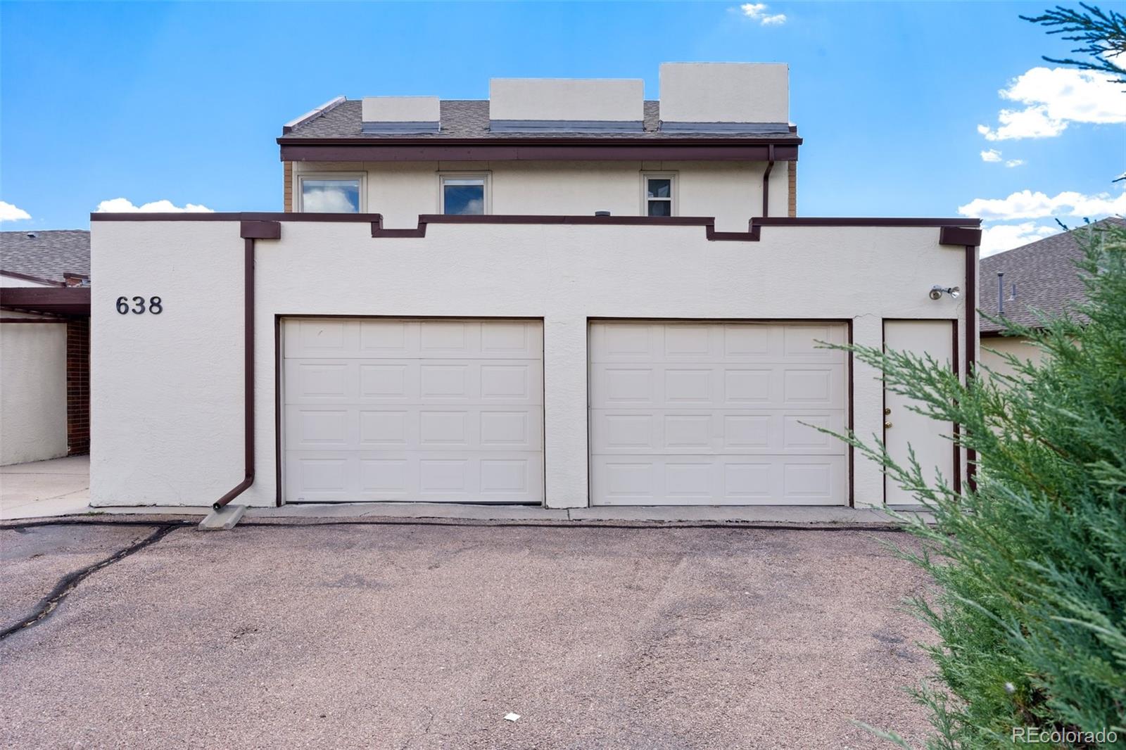 638 Lakewood Circle