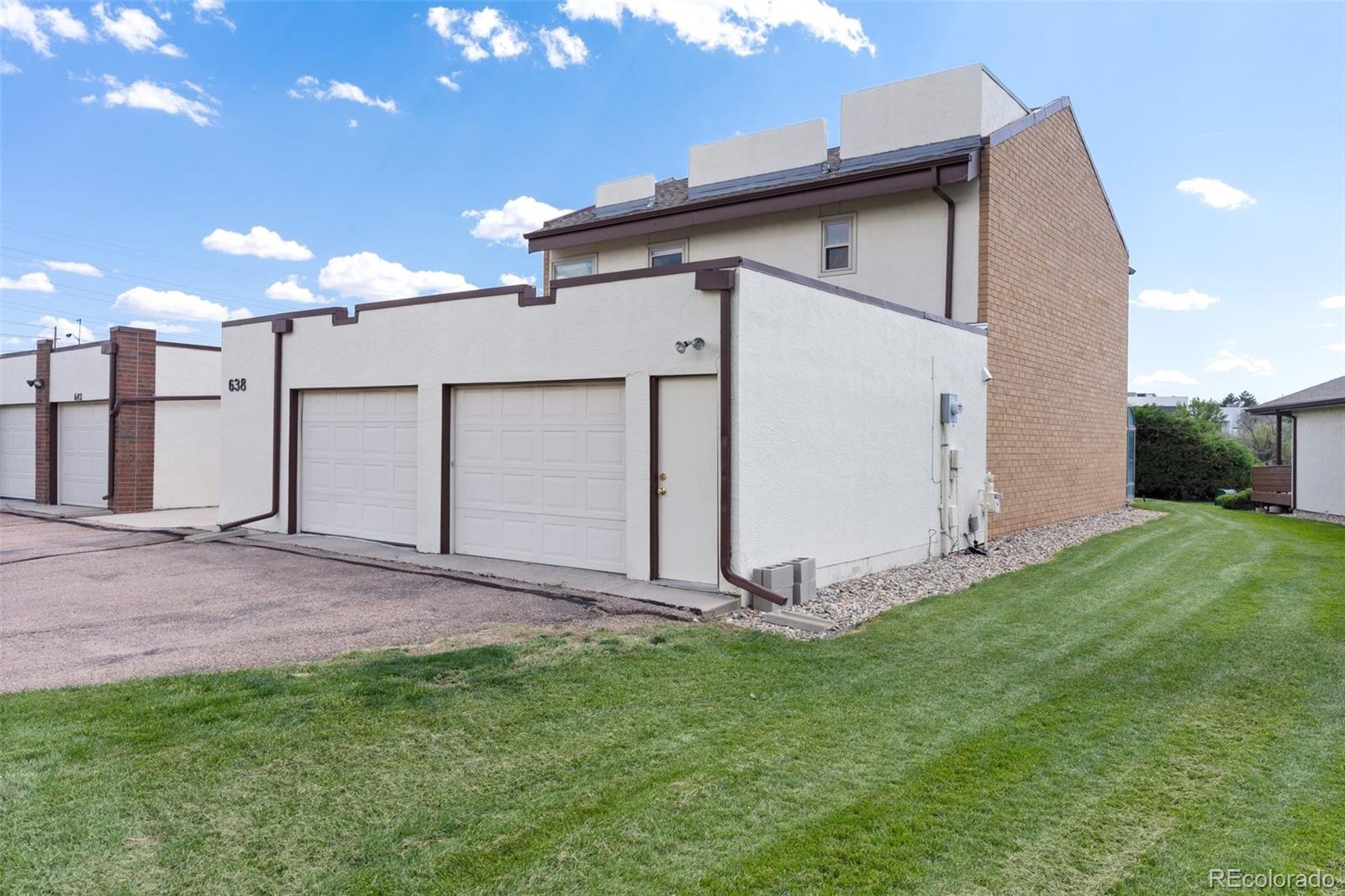 638 Lakewood Circle
