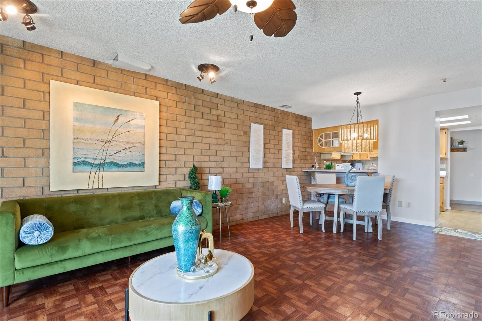 638 Lakewood Circle