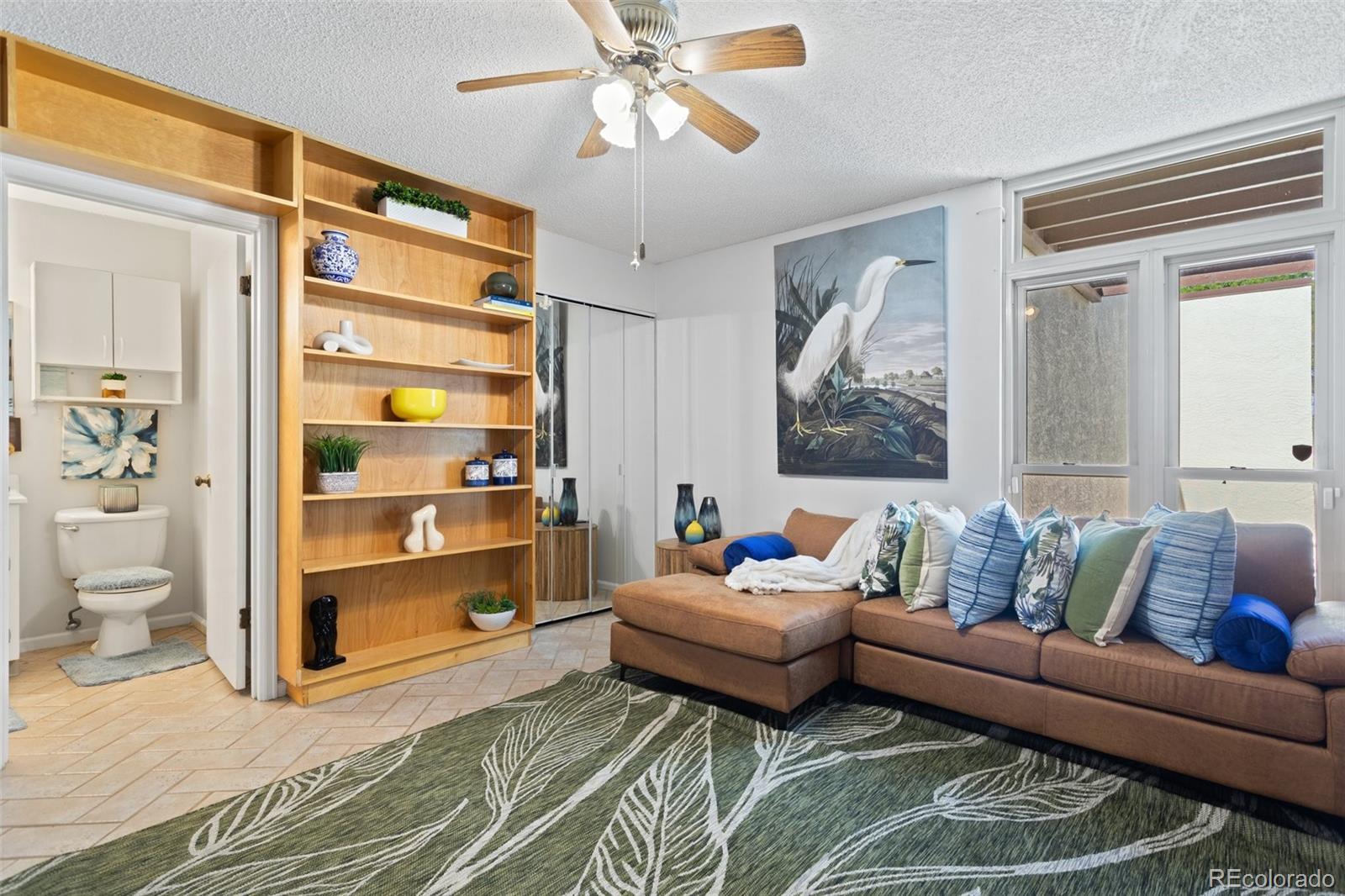 638 Lakewood Circle