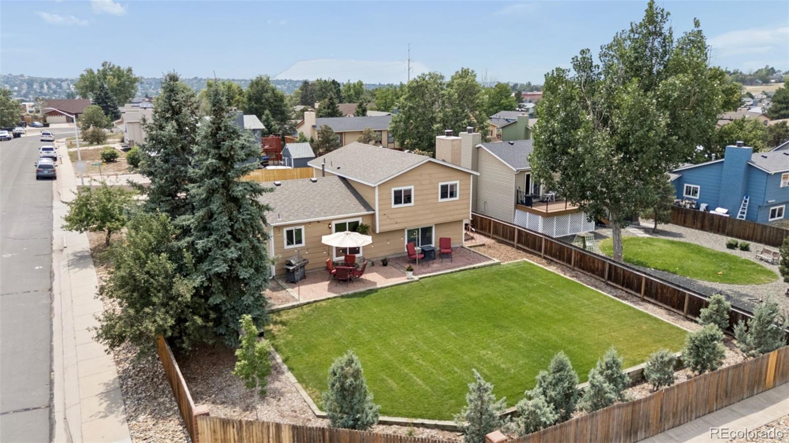 3674 Ian Point Terrace