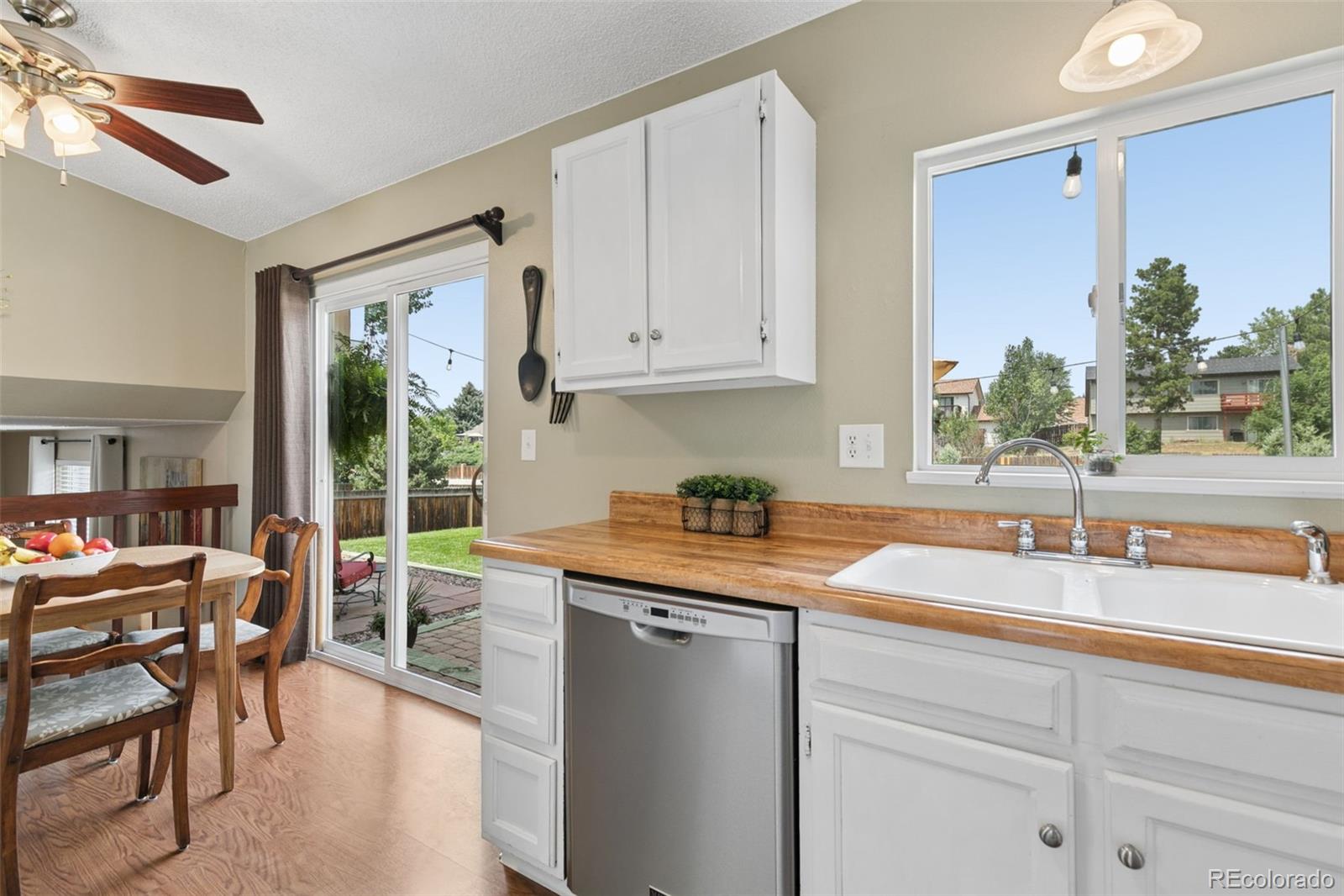 3674 Ian Point Terrace