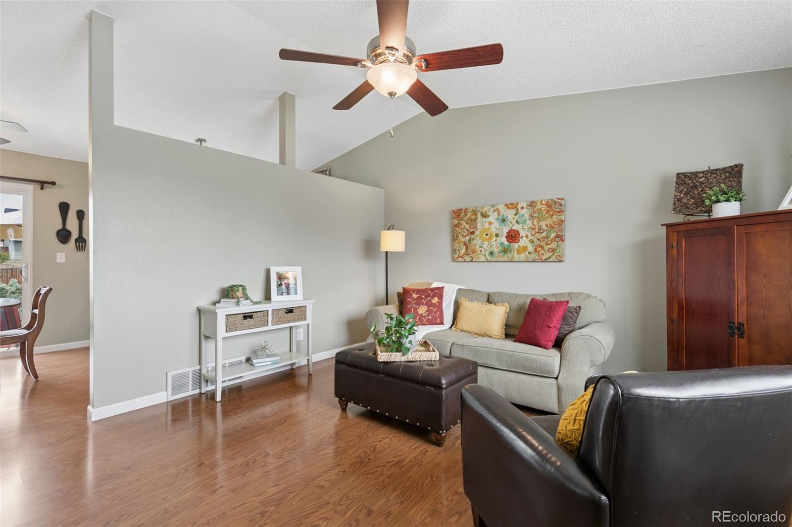 3674 Ian Point Terrace