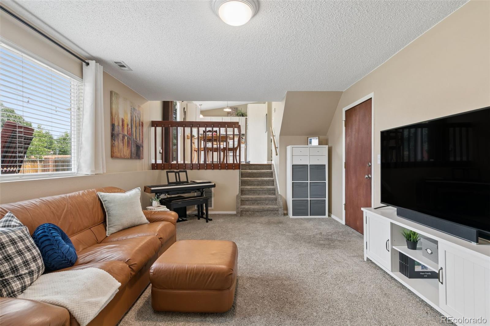 3674 Ian Point Terrace
