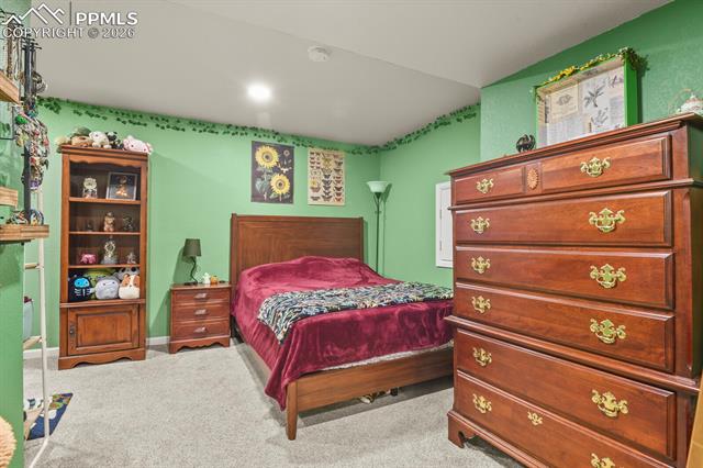 3265 Flying Horse Road