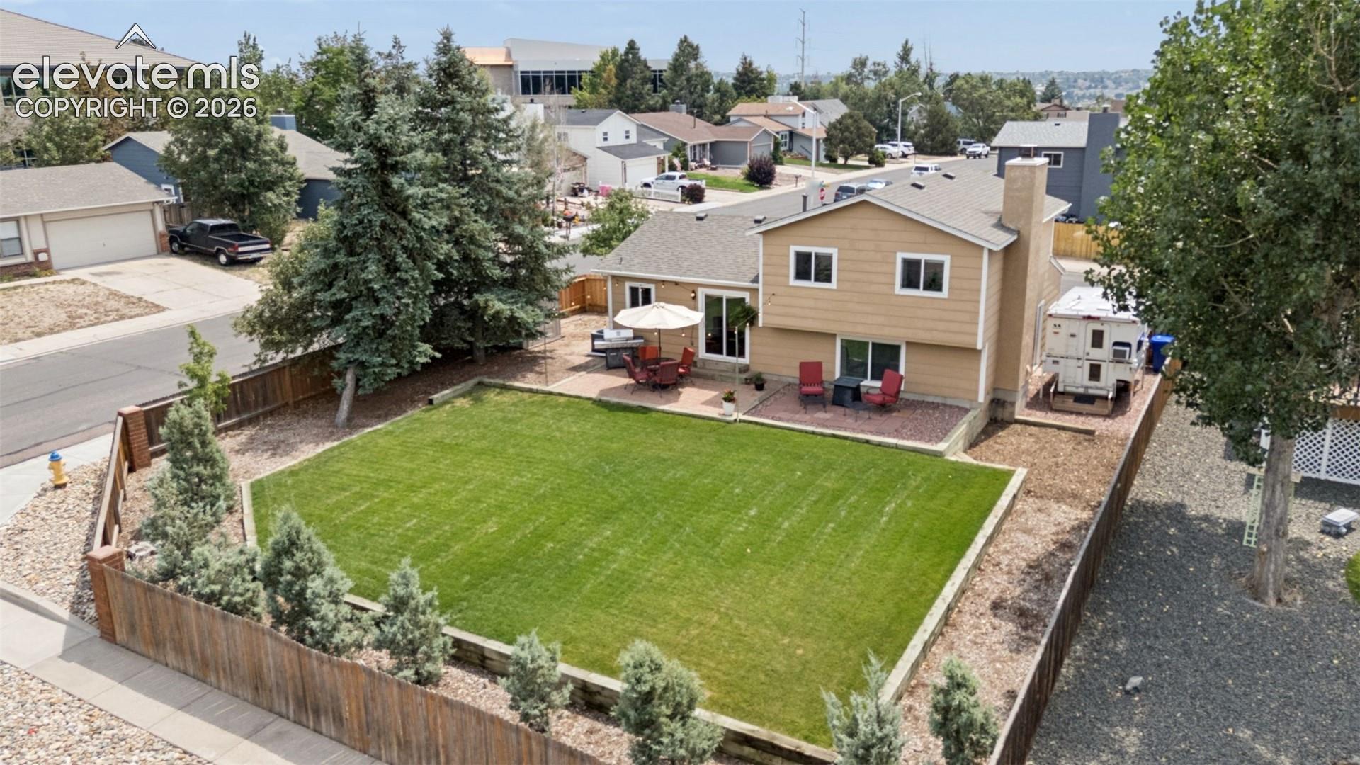3674 Ian Point Terrace