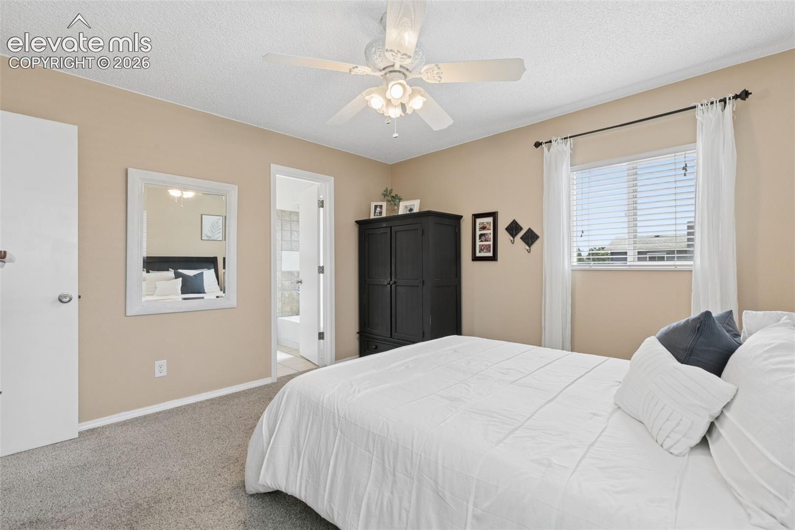 3674 Ian Point Terrace