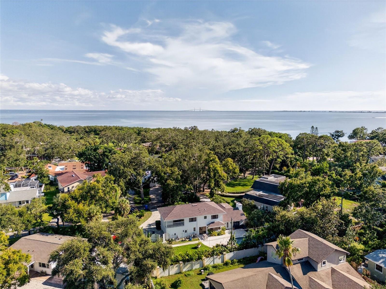 1835 SERPENTINE DR S