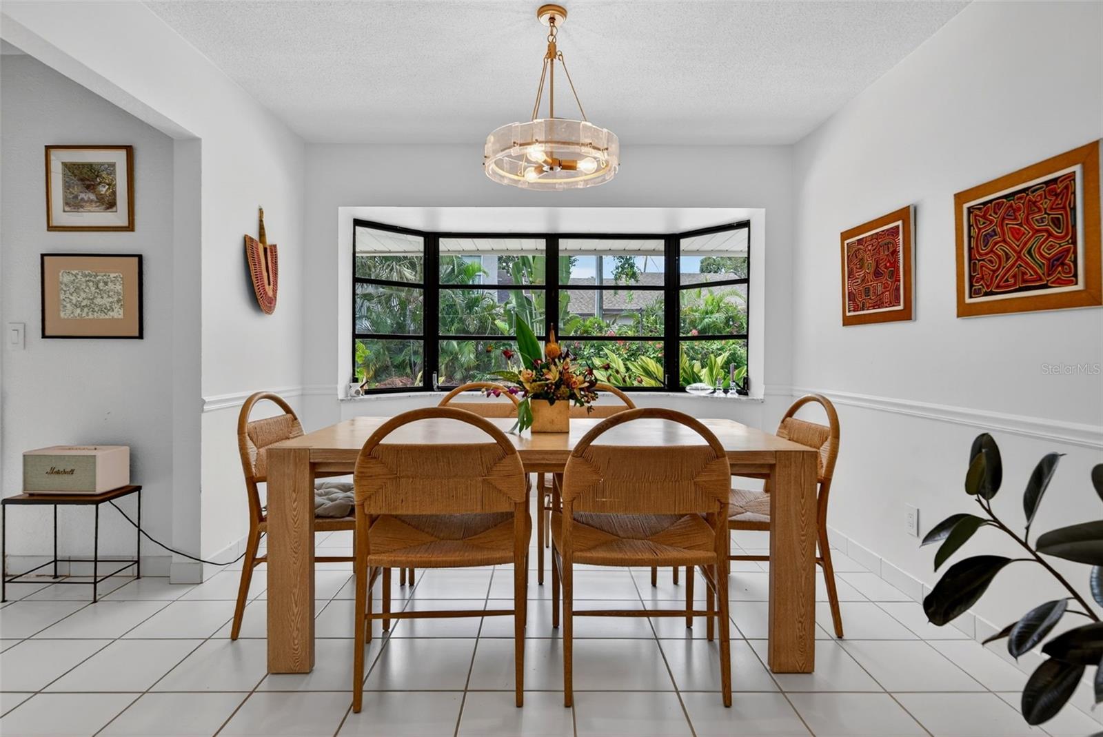 1835 SERPENTINE DR S