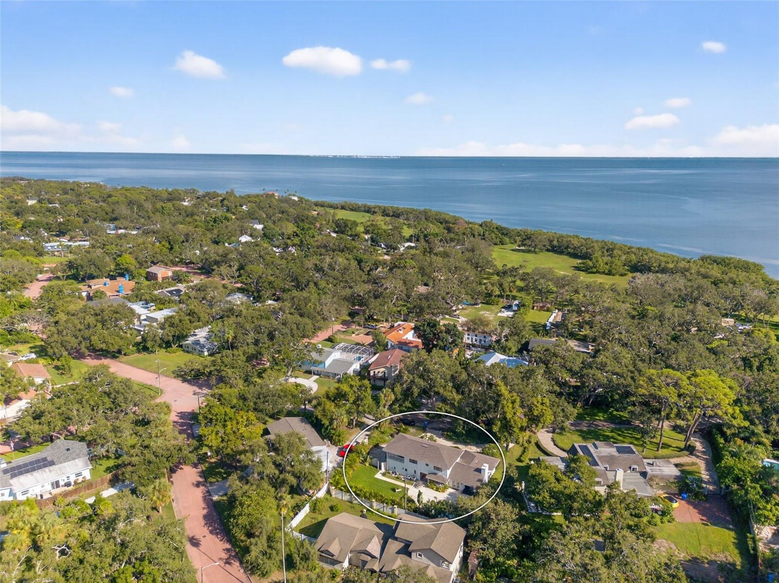 1835 SERPENTINE DR S