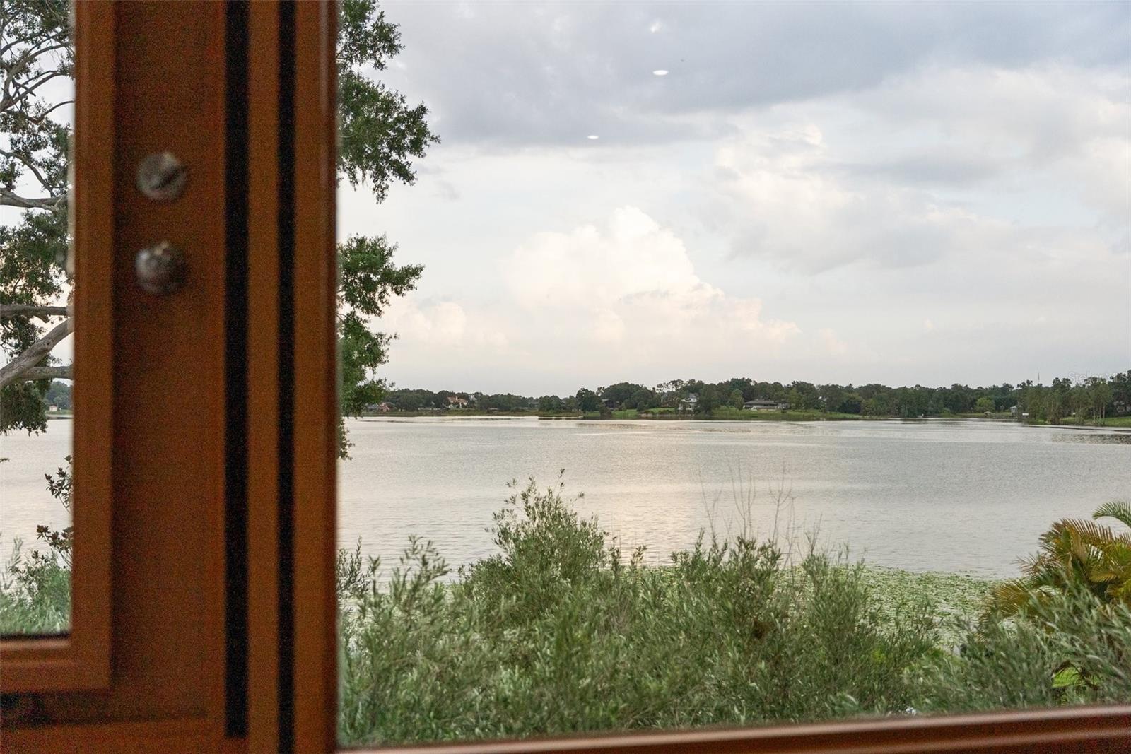 950 N LAKE OTIS DR SE