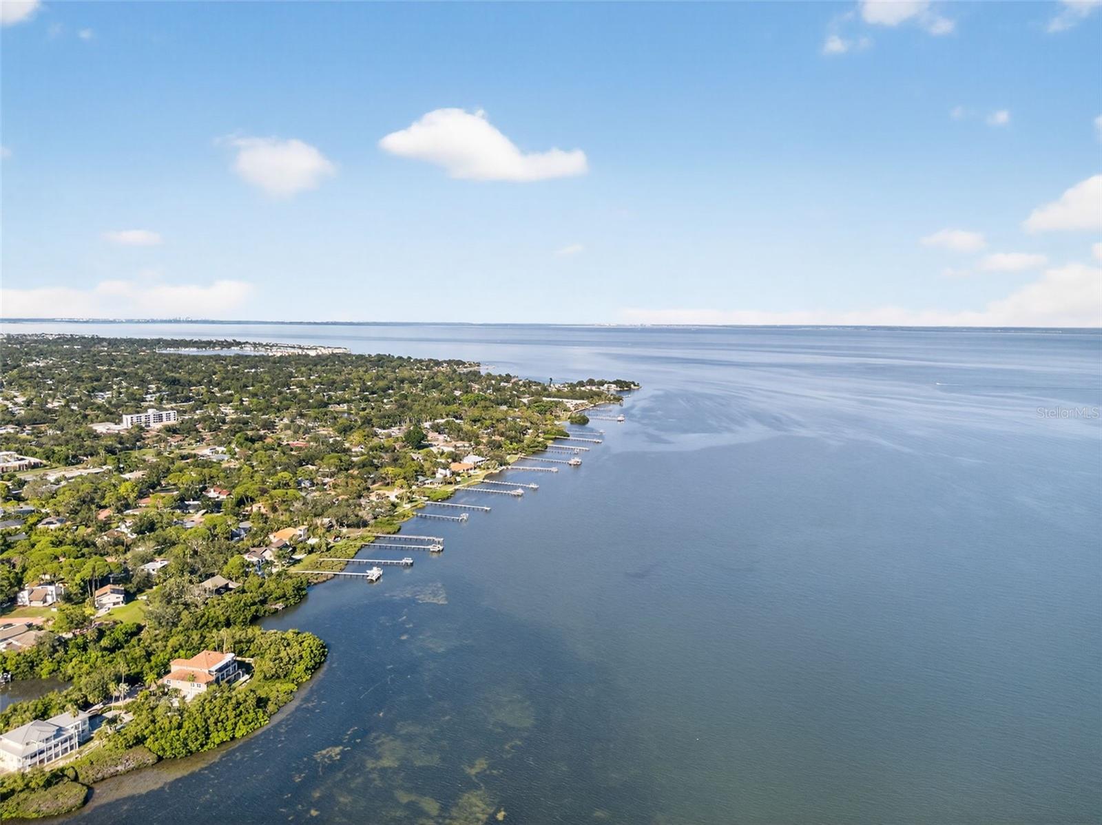 1835 SERPENTINE DR S