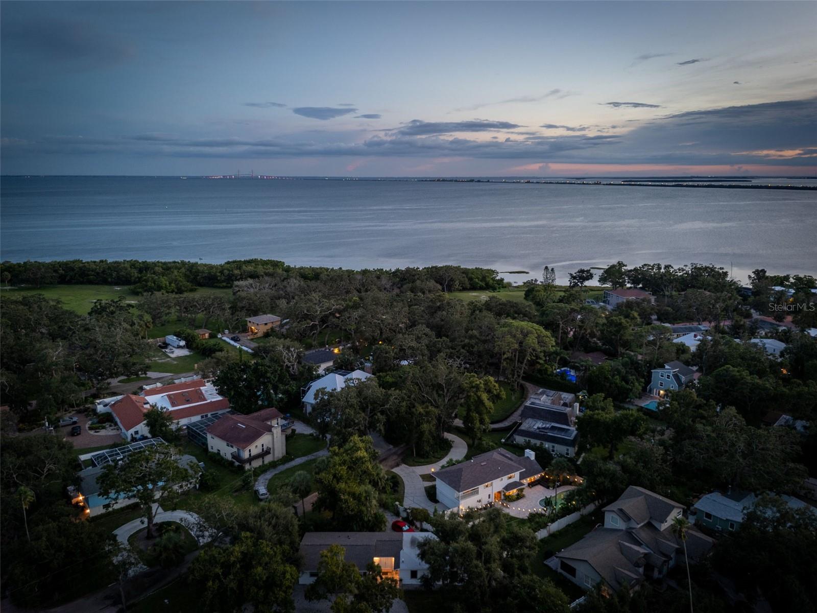 1835 SERPENTINE DR S