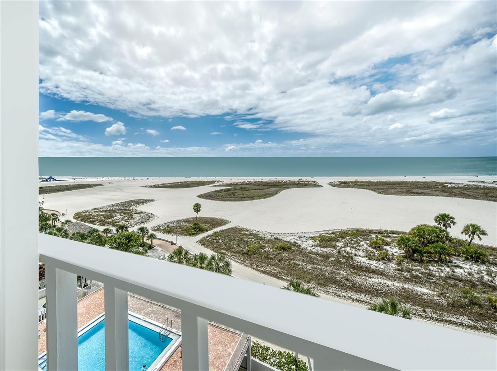 11000 GULF BLVD #804 + 805
