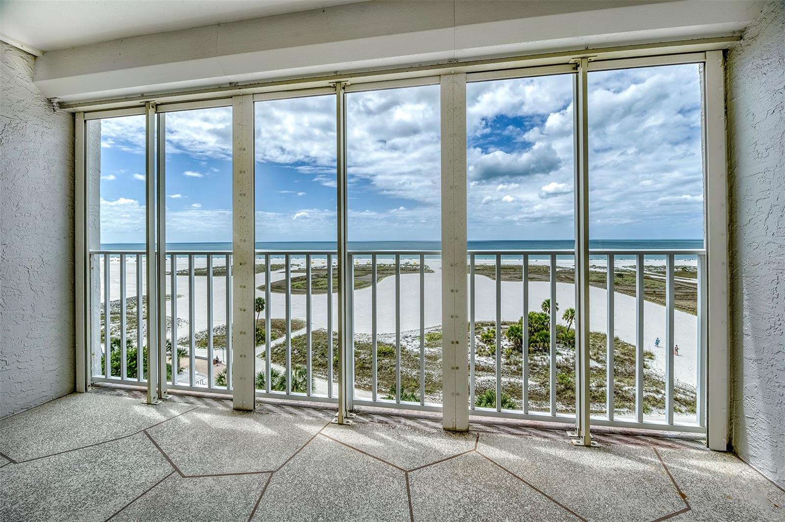 11000 GULF BLVD #804 + 805