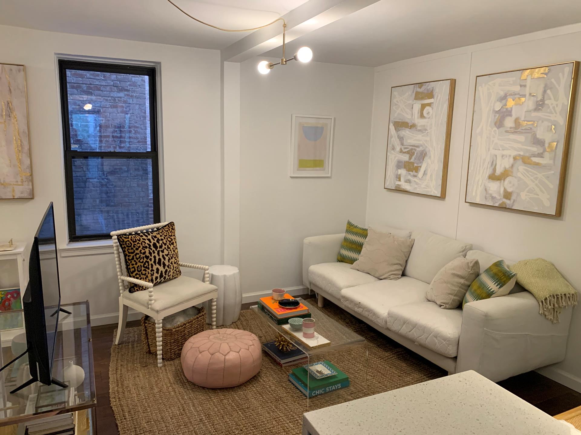 305 W 18th Street 1F
