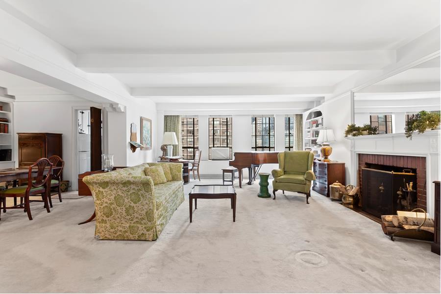 350 W 57TH Street 12I