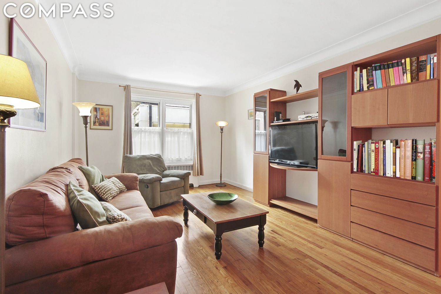 300 W 53rd Street 1J