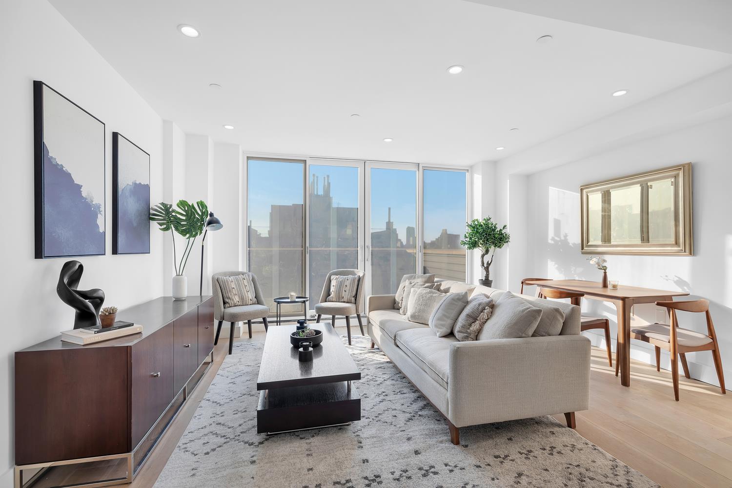 250 MANHATTAN Avenue PH