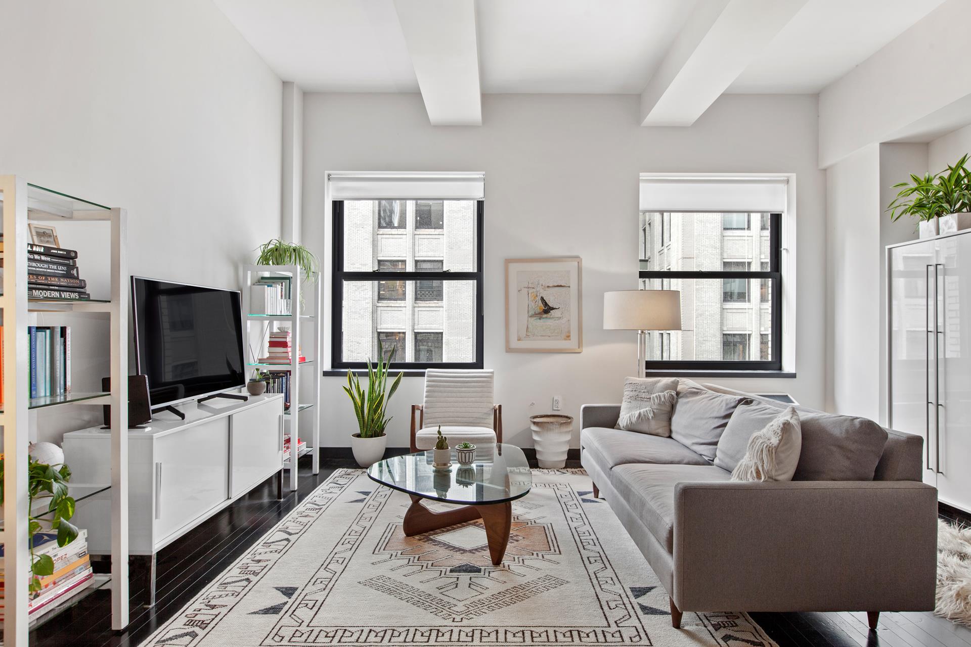 20 PINE Street 2902
