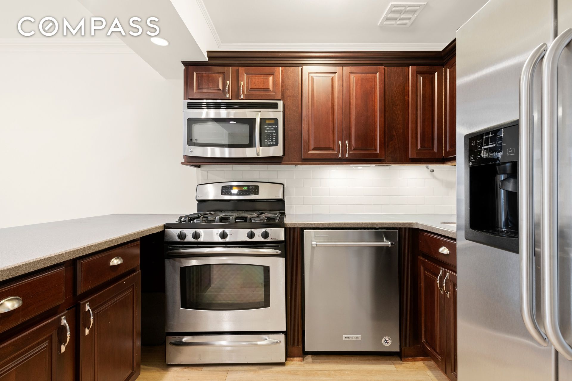 417 E 90th Street 5D