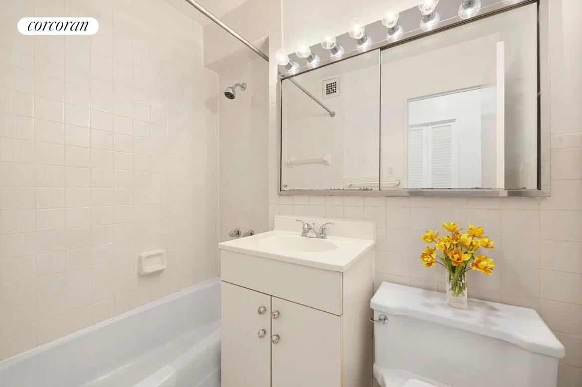 370 E 76TH Street B308