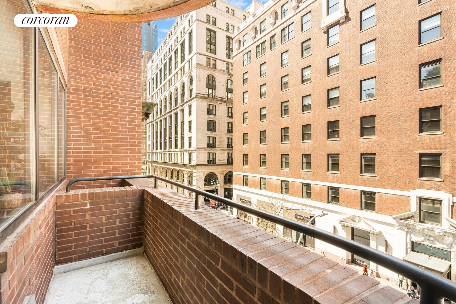 211 MADISON Avenue 5B
