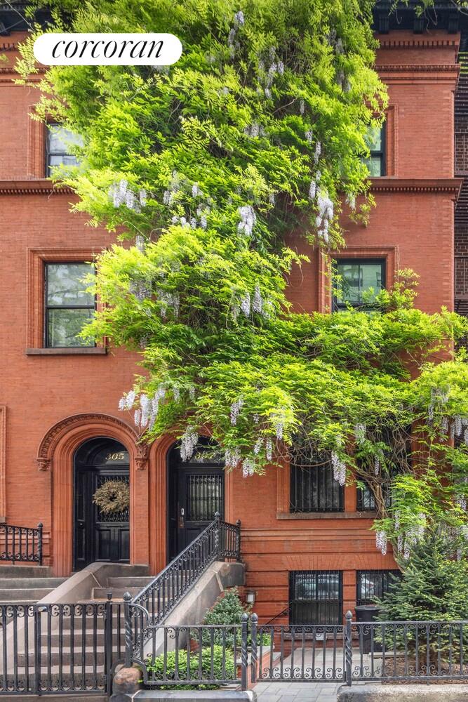 307 E 87TH Street