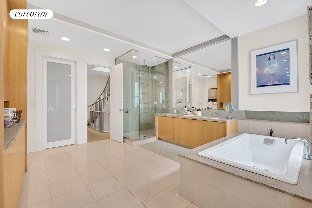 113 E 19TH Street