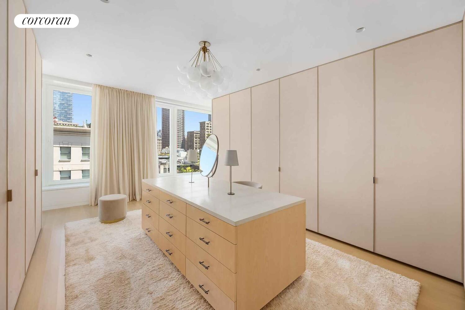 37 WARREN Street PHCD