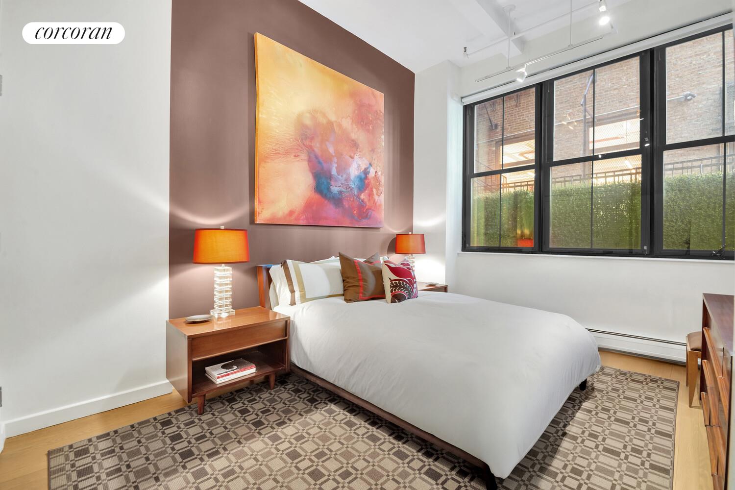 9 W 20TH Street 2