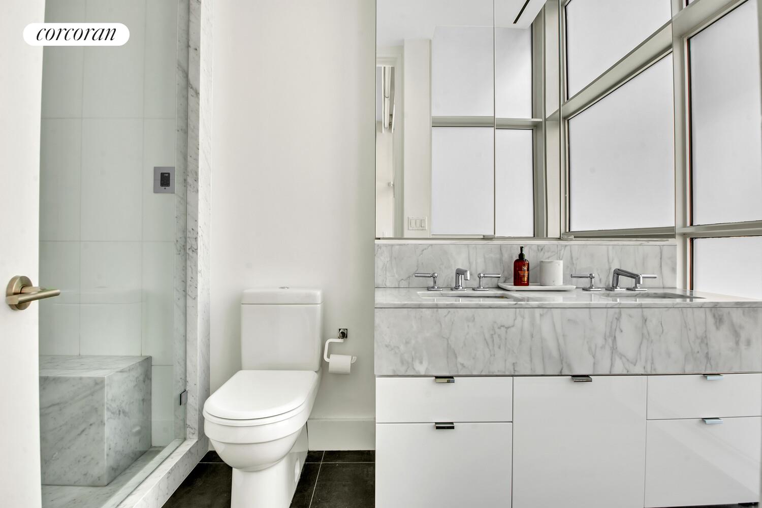 471 WASHINGTON Street THC