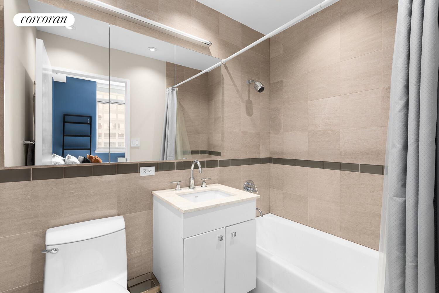 212 E 57TH Street 21A